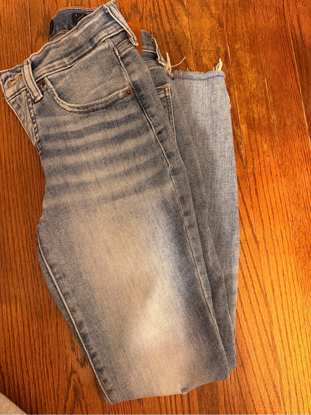 Lucky Brand Light Blue Washed Cropped Jeans